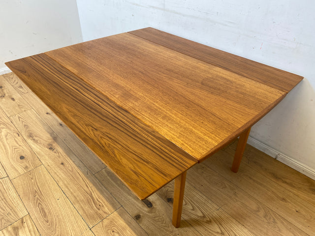 WMK I Stilvoller großer ausziehbarer skandinavischer Wohnzimmertisch in Teakholz I Salontisch Couchtisch Holztisch Coffee Tabele Danish Design Mid-Century Vintage 70er I Berlin Dortmund Braunschweig