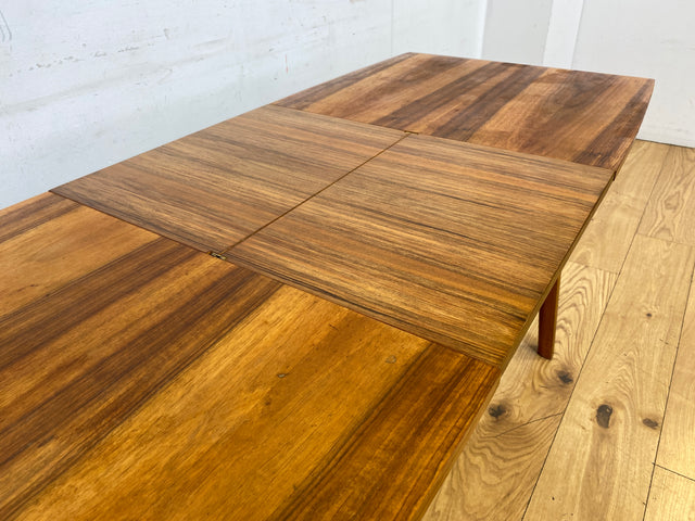 Formschöner ausziehbarer und höhenverstellbarer Mid-Century Multifunktionstisch in Palisander I Salontisch Esstisch Küchentisch Couchtisch Holztisch Vintage 50er 60er I