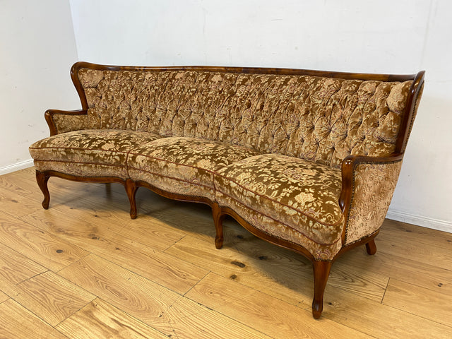 Wunderschönes Chippendale Sofa mit handverziertem Holzrahmen, samtartigem Brokat Bezug in Altrosa und gemütlichem Federkern I Couch Sitzgarnitur Barock Vintage Stilmöbel I