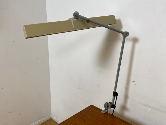 Kultige vollfunktionsfähige DDR Industrie Tischleuchte ILBA mit Gelenkarm I Lampe Leuchte Architektenlampe Schreibtischlampe Arbeitsleuchte Vintage Retro Werkstatt Ostalgie Design I