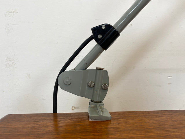 Kultige vollfunktionsfähige DDR Industrie Tischleuchte ILBA mit Gelenkarm I Lampe Leuchte Architektenlampe Schreibtischlampe Arbeitsleuchte Vintage Retro Werkstatt Ostalgie Design I