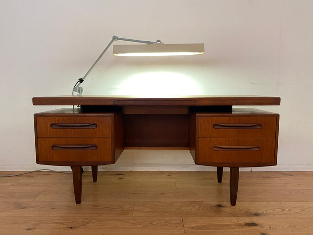 Kultige vollfunktionsfähige DDR Industrie Tischleuchte ILBA mit Gelenkarm I Lampe Leuchte Architektenlampe Schreibtischlampe Arbeitsleuchte Vintage Retro Werkstatt Ostalgie Design I