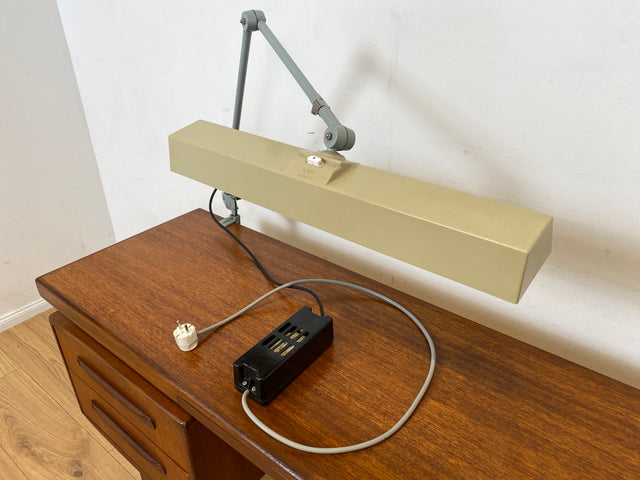 Kultige vollfunktionsfähige DDR Industrie Tischleuchte ILBA mit Gelenkarm I Lampe Leuchte Architektenlampe Schreibtischlampe Arbeitsleuchte Vintage Retro Werkstatt Ostalgie Design I