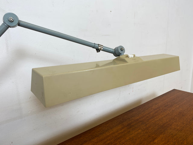 Kultige vollfunktionsfähige DDR Industrie Tischleuchte ILBA mit Gelenkarm I Lampe Leuchte Architektenlampe Schreibtischlampe Arbeitsleuchte Vintage Retro Werkstatt Ostalgie Design I