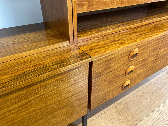 WMK I Kultiges modulares Designer Regalsystem 430 I Joachim Nebelung für VEB Hellerau I I Regal Bücherregal Bücherschrank Regalwand Stringregal Sideboard Sekretär Mid-Century Vintage DDR 60er 70er