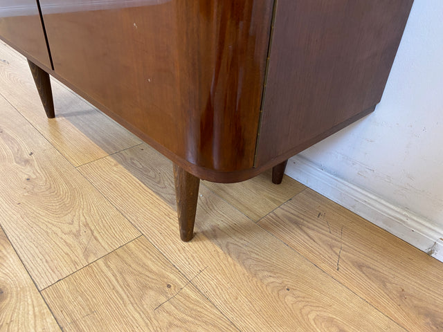 Formschöne und gut erhaltene dunkle Mid-Century Kommode aus 1965 I Schrank Sideboard Wäschekommode Schuhkommode Schuhschrank TV Lowboard Bank Rockabilly Mid-Century Vintage I