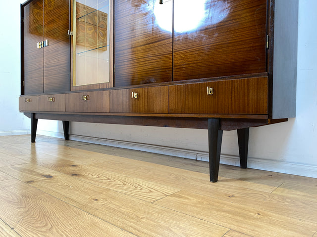 Besonders schöner dunkler Hochglanz Mid-Century Wohnzimmerschrank mit Vitrine und Schubladen I Schrankwand Highboard Sideboard Buffet Anrichte Wohnwand Vintage 50er 60er I