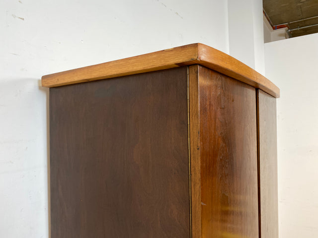 Besonders schöner dunkler Mid-Century Kleiderschrank mit perfekter Aufteilung I Schrank Wäscheschrank Kleiderschrank Wardrobe Garderobe Flurschrank 50er 60er Vintage I