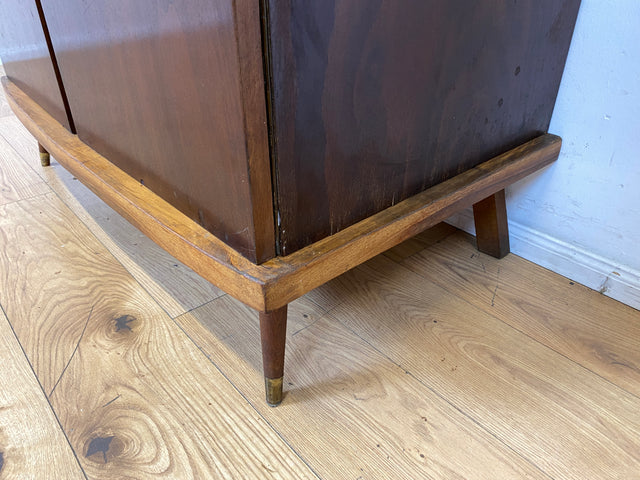Besonders schöner dunkler Mid-Century Kleiderschrank mit perfekter Aufteilung I Schrank Wäscheschrank Kleiderschrank Wardrobe Garderobe Flurschrank 50er 60er Vintage I