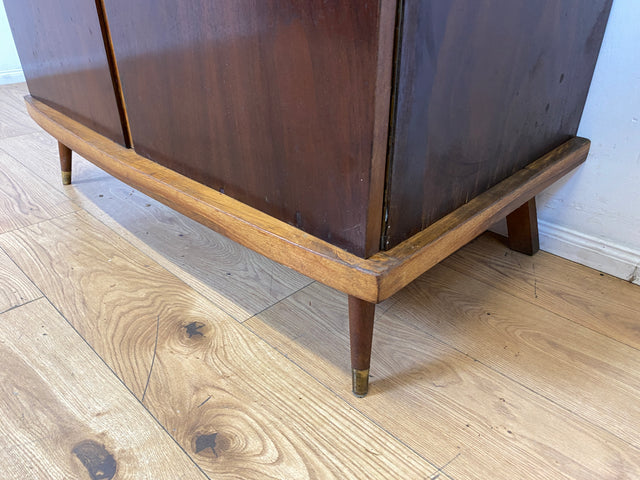 Besonders schöner dunkler Mid-Century Kleiderschrank mit perfekter Aufteilung I Schrank Wäscheschrank Kleiderschrank Wardrobe Garderobe Flurschrank 50er 60er Vintage I