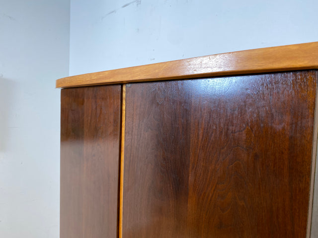 Besonders schöner dunkler Mid-Century Kleiderschrank mit perfekter Aufteilung I Schrank Wäscheschrank Kleiderschrank Wardrobe Garderobe Flurschrank 50er 60er Vintage I