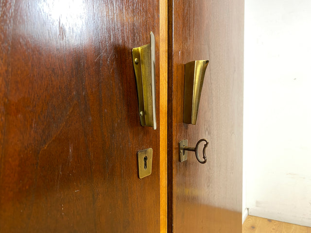 Besonders schöner dunkler Mid-Century Kleiderschrank mit perfekter Aufteilung I Schrank Wäscheschrank Kleiderschrank Wardrobe Garderobe Flurschrank 50er 60er Vintage I