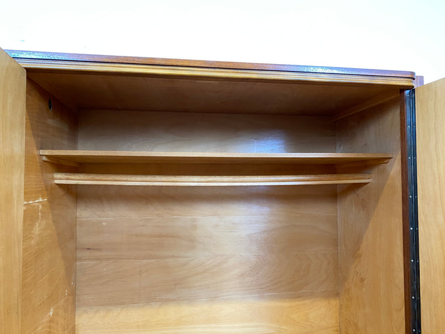 Schöner und hochwertiger dunkler Mid-Century Massivholz Kleiderschrank aus 1954 mit guter Aufteilung I Schrank Schlafzimmerschrank Wäscheschrank Wardrobe Vintage 50er 60er I