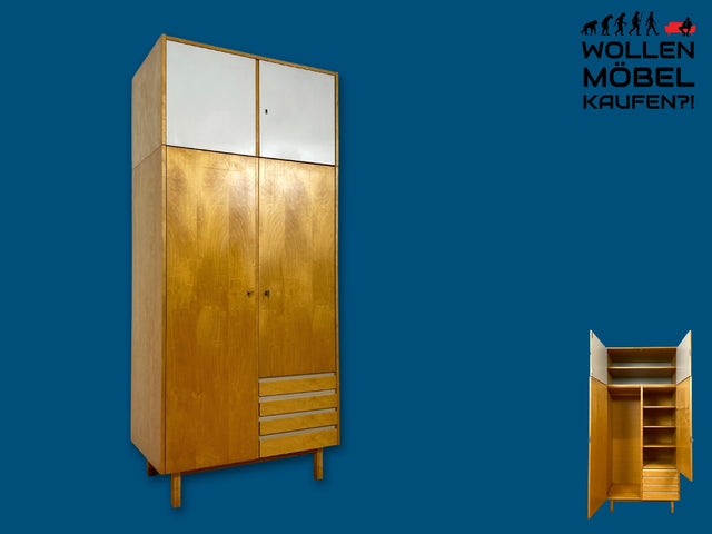 Ein VEB Hellerau Original I Stilvoller Mid-Century Kleiderschrank 794/1A aus 1967 mit Aufsatz und Schubladen I Schrank Schlafzimmerschrank Wardrobe Vintage Retro 60er I