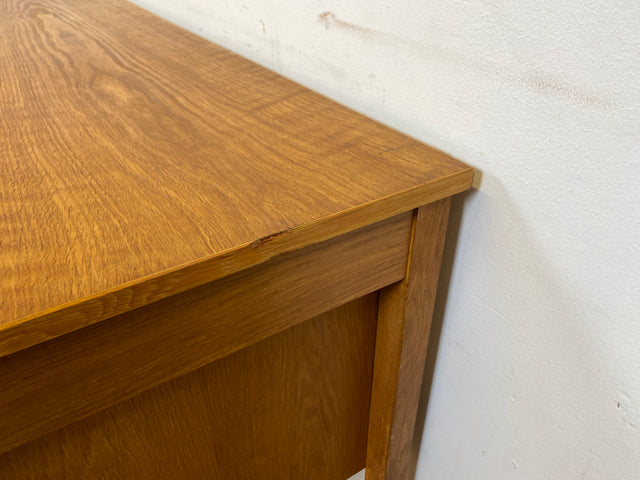 Stilvoller freistehender skandinavischer Schreibtisch in Eiche, mit Schubladen I Writing Desk Arbeitstisch Bürotisch Computertisch Danish Design Modern Vintage 60er 70er I