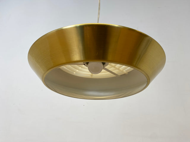 WMK I Grandiose skandinavische goldene Space Age Hängelampe aus Aluminiumhte