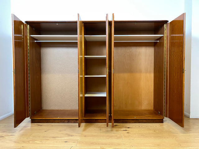 Stilvoller und gut erhaltener großer 50er Jahre Rockabilly Kleiderschrank mit Spiegeltür I Schrank Schlafzimmerschrank Wäscheschrank Wardrobe Vintage Mid-Century 60er I