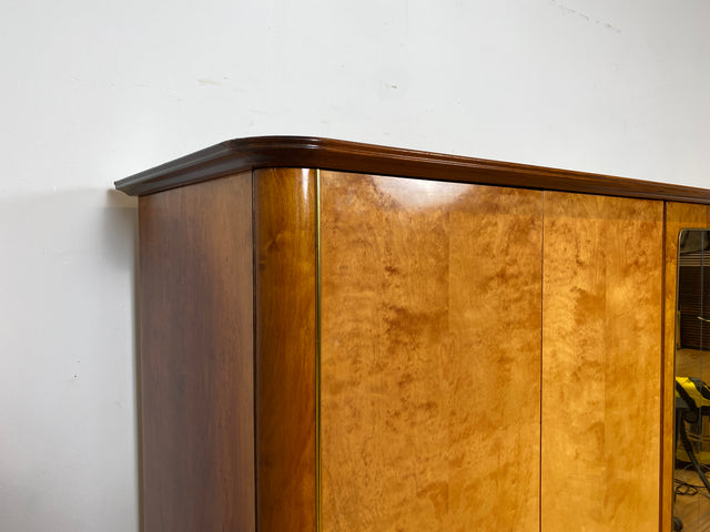 Stilvoller und gut erhaltener großer 50er Jahre Rockabilly Kleiderschrank mit Spiegeltür I Schrank Schlafzimmerschrank Wäscheschrank Wardrobe Vintage Mid-Century 60er I