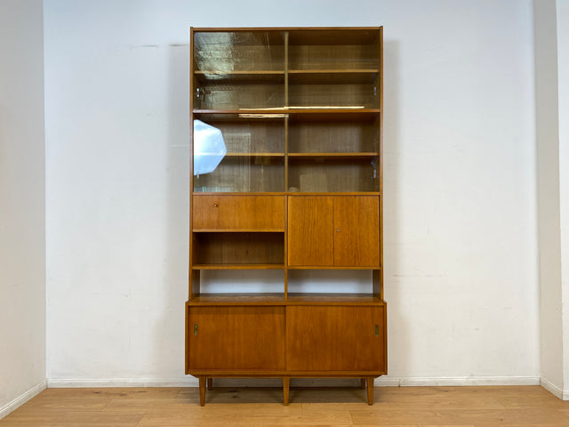 WMK I Hochwertiger großer Mid-Century Bücherschrank I Vollholz in Eiche I mit Vitrine und Schiebetüren I Büchervitrine Highboard Regalwand Eckregal Eckschrank Regal Wohnwand Vintage 50er 60er