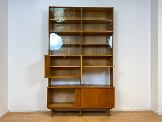 WMK I Hochwertiger großer Mid-Century Bücherschrank I Vollholz in Eiche I mit Vitrine und Schiebetüren I Highboard Büchervitrine Regalwand Eckregal Eckschrank Regal Wohnwand Vintage 50er 60er