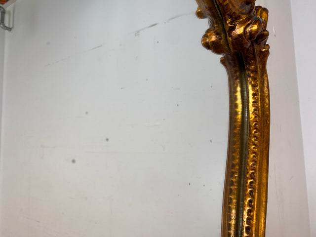 Wunderschöner großer Vintage Wandspiegel im antiken Stil mit goldenem Akanthusblatt Rahmen aus Stuck