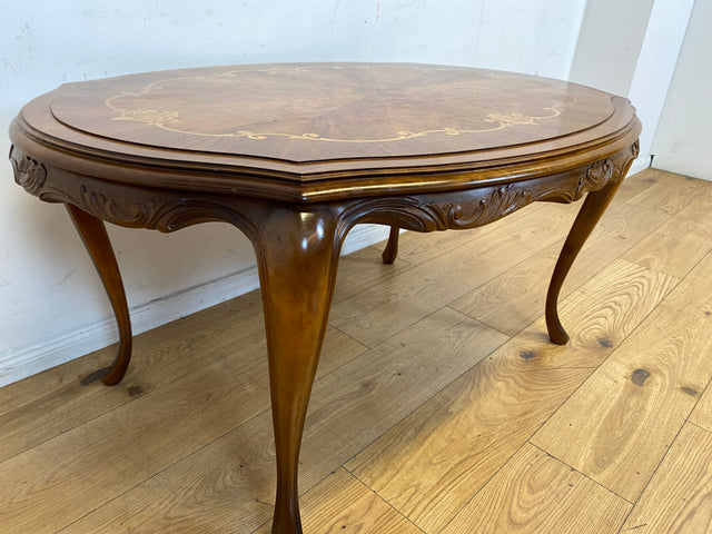 Wunderschöner und sehr gut erhaltener handverzierter Chippendale Couchtisch mit feinen Intarsien I Wohnzimmertisch Coffee Table Salontisch Sitzgarnitur Stilmöbel Vintage I
