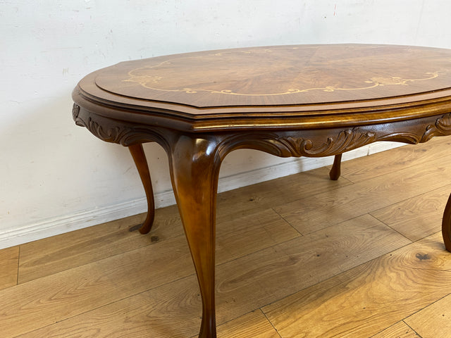 Wunderschöner und sehr gut erhaltener handverzierter Chippendale Couchtisch mit feinen Intarsien I Wohnzimmertisch Coffee Table Salontisch Sitzgarnitur Stilmöbel Vintage I