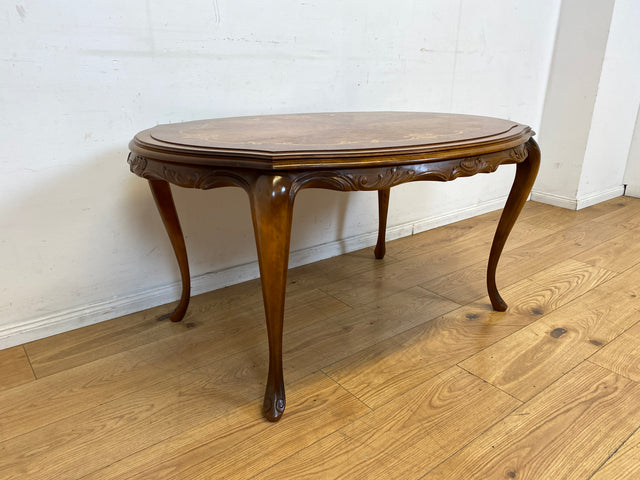 Wunderschöner und sehr gut erhaltener handverzierter Chippendale Couchtisch mit feinen Intarsien I Wohnzimmertisch Coffee Table Salontisch Sitzgarnitur Stilmöbel Vintage I