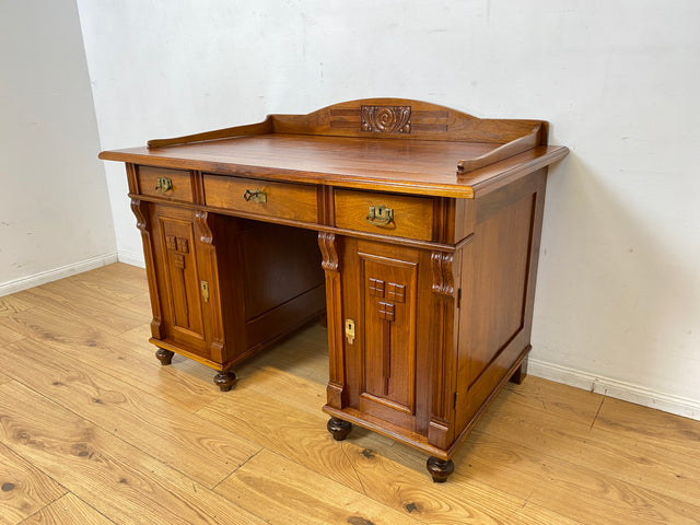 Eleganter und gut erhaltener handverzierter antiker Schreibtisch mit edlem Messingbeschlag I Massivholz in Eiche I Arbeitstisch Bürotisch Sekretär Jugendstil Vintage I
