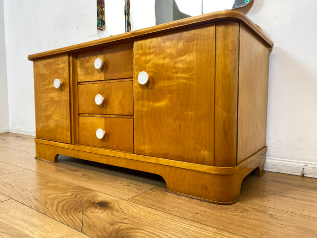Freundliche und gut erhaltene helle Mid-Century Spiegelkommode I Vollholz furniert I Frisierkommode Schminktisch Kommode Wäschekommode Sideboard Spiegel 60er Vintage I