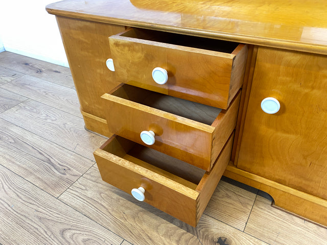 Freundliche und gut erhaltene helle Mid-Century Spiegelkommode I Vollholz furniert I Frisierkommode Schminktisch Kommode Wäschekommode Sideboard Spiegel 60er Vintage I