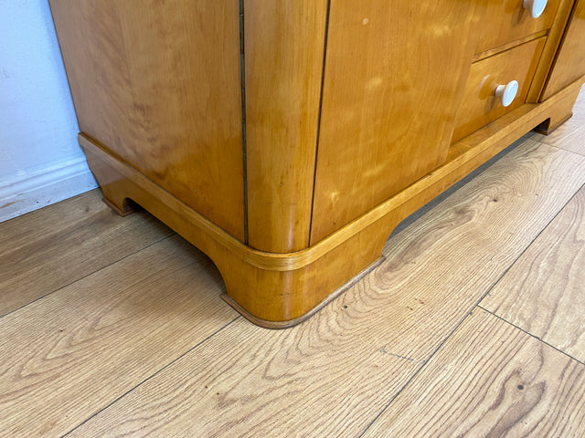 Freundliche und gut erhaltene helle Mid-Century Spiegelkommode I Vollholz furniert I Frisierkommode Schminktisch Kommode Wäschekommode Sideboard Spiegel 60er Vintage I