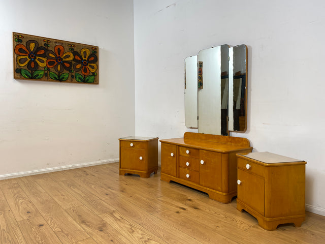 Freundliche und gut erhaltene helle Mid-Century Spiegelkommode I Vollholz furniert I Frisierkommode Schminktisch Kommode Wäschekommode Sideboard Spiegel 60er Vintage I