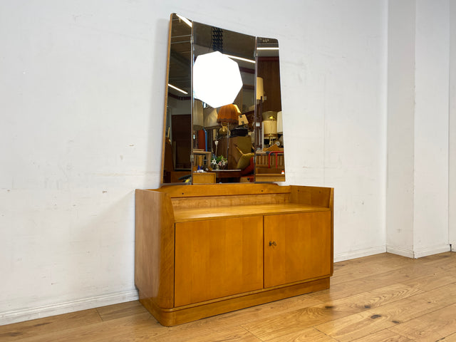 Formschöne helle Mid-Century Spiegelkommode mit großem Spiegel I Frisierkommode Schminkkommode Schminktisch Wäschekommode Sideboard Kommode Wäschekommode Vintage 50er 60er I