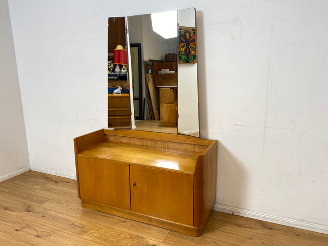 Formschöne helle Mid-Century Spiegelkommode mit großem Spiegel I Frisierkommode Schminkkommode Schminktisch Wäschekommode Sideboard Kommode Wäschekommode Vintage 50er 60er I