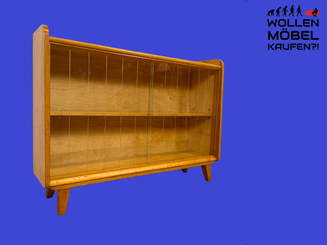 Formschöne helle Mid-Century Vitrine aus vollem Holz mit original Gläsern I Büchervitrine Bücherschrank Bücherregal Regal Kommode Sideboard Glasvitrine Vintage 50er 60er I