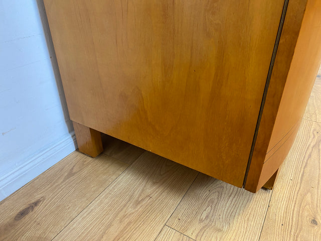 Formschöner heller 50er Jahre Kleiderschrank aus vollem Holz mit perfekter Aufteilung I Schrank Schlafzimmerschrank Wäscheschrank Wardrobe Mid-Century 60er Vintage Retro I