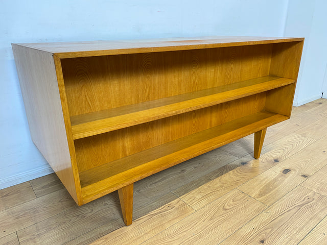 WMK I Minimalistischer heller 60er Jahre Schreibtisch von Musterring, freistehend mit Regal Rückseite