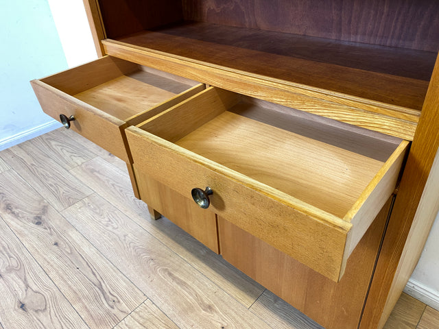 WMK I Hochwertiger heller Mid-Century Bücherschrank von Musterring aus vollem Holz mit Schubladen