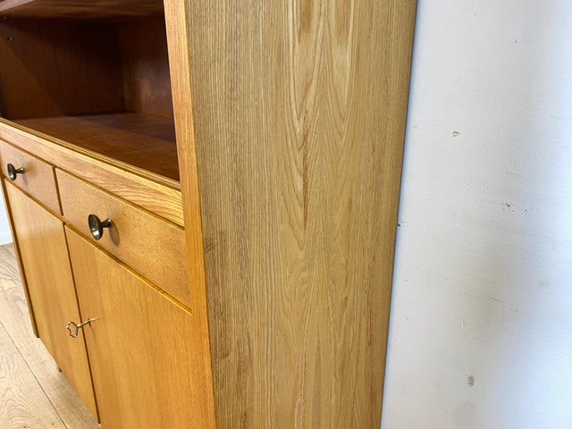 WMK I Hochwertiger heller Mid-Century Bücherschrank von Musterring aus vollem Holz mit Schubladen
