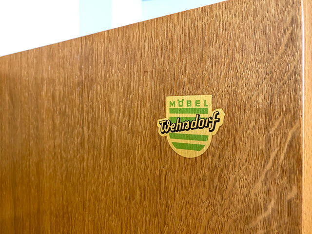 Schöner und perfekt aufgeteilter heller Mid-Century Kleiderschrank in Eiche mit Aufsatz I Schrank Wäscheschrank Schlafzimmerschrank Flurschrank Garderobenschrank Vintage 60er I