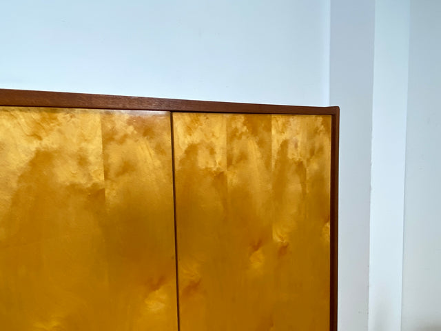 Minimalistischer und gut erhaltener heller Mid-Century Kleiderschrank aus 1966 mit Schubladen I Schrank Schlafzimmerschrank Wardrobe Wäscheschrank Vintage Retro 70er I (Kopie)