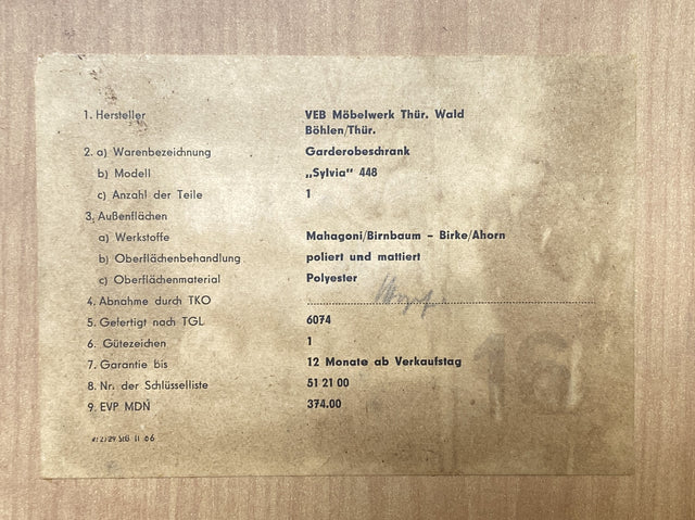 Minimalistischer und gut erhaltener heller Mid-Century Kleiderschrank aus 1966 mit Schubladen I Schrank Schlafzimmerschrank Wardrobe Wäscheschrank Vintage Retro 70er I (Kopie)