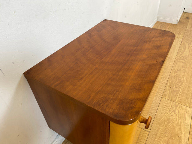 Freundlicher heller Mid-Century Nachttisch mit Schublade und konischen Füssen I Nachtkommode Nachtschrank Nachtschränkchen Kommode Beistelltisch 50er 60er Rockabilly Vintage I