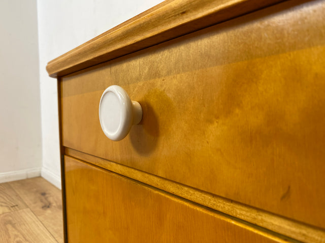 Freundlicher heller Mid-Century Nachttisch mit Schublade und Glasauflage I Vollholz furniert I Nachtkommode Nachtschrank Nachtschränkchen Kommode 60er Vintage I