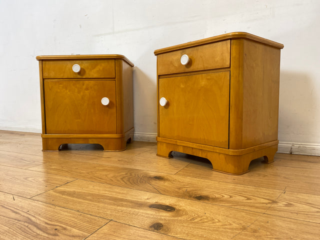 Freundlicher heller Mid-Century Nachttisch mit Schublade und Glasauflage I Vollholz furniert I Nachtkommode Nachtschrank Nachtschränkchen Kommode 60er Vintage I