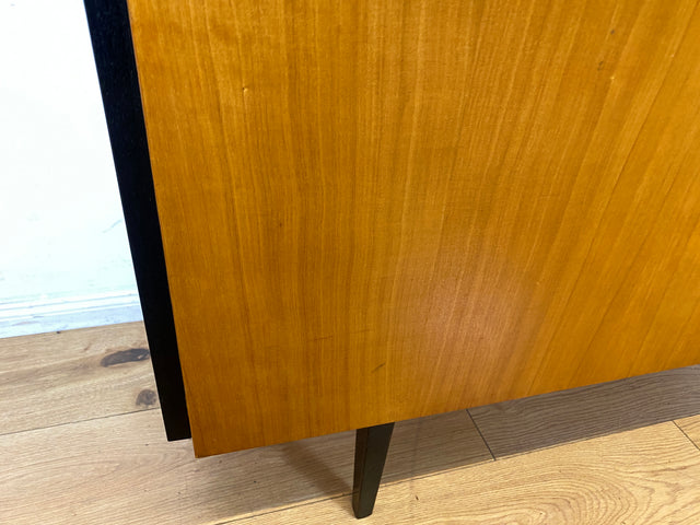 Sehr schöner heller Mid-Century Wohnzimmerschrank aus 1969 mit Vitrine und Regal I Highboard Bücherschrank Bücherregal Kommode Sideboard Geschirrschrank Vintage 70er