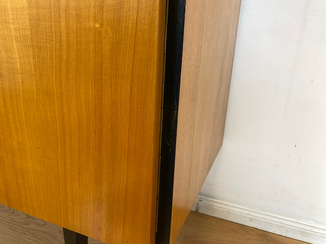 Sehr schöner heller Mid-Century Wohnzimmerschrank aus 1969 mit Vitrine und Regal I Highboard Bücherschrank Bücherregal Kommode Sideboard Geschirrschrank Vintage 70er