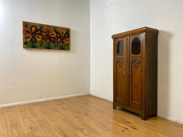 WMK I Hochwertiger antiker Schrank aus handverziertem Eichenholz mit Glastüren I Wäscheschrank Kleiderschrank Vitrine Bücherschrank Flurschrank Vertiko Jugendstil Vintage I