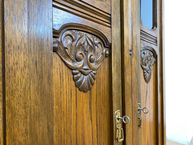 WMK I Hochwertiger antiker Schrank aus handverziertem Eichenholz mit Glastüren I Wäscheschrank Kleiderschrank Vitrine Bücherschrank Flurschrank Vertiko Jugendstil Vintage I